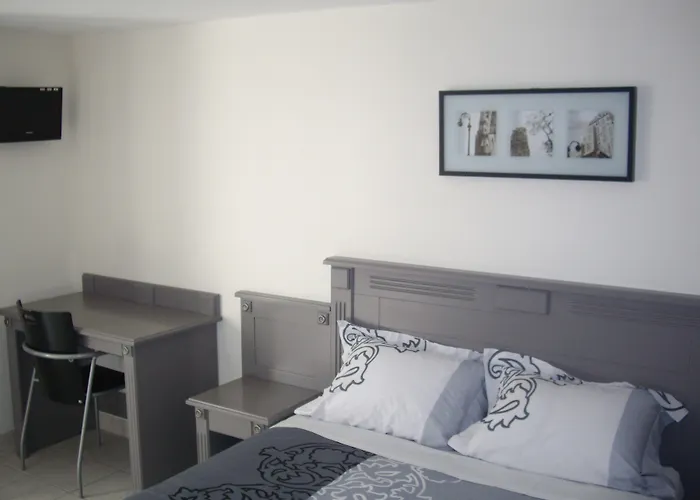 De L'europe Hotel 2*