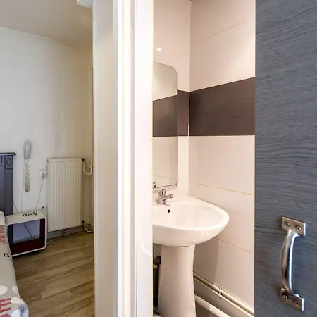 Hotel De L'europe 2*