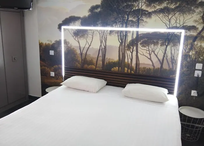 ドゥ ルーロップ ホテル 2*