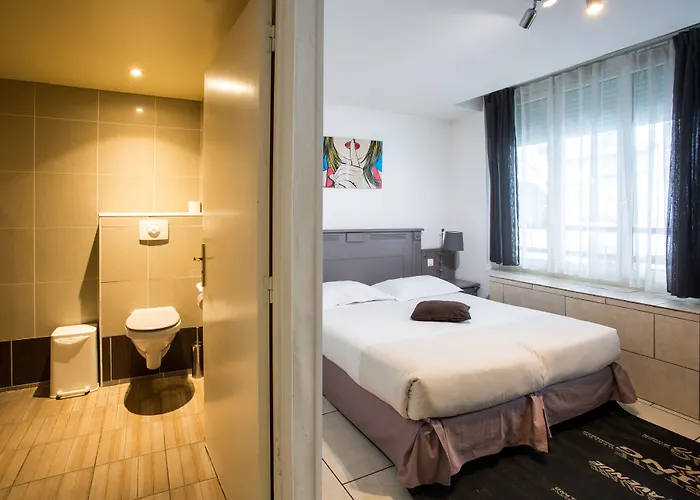 ドゥ ルーロップ 2* パリ